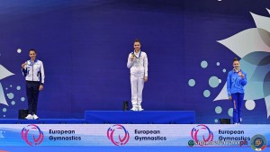 podium foto simone ferraro sfa 1200 copia